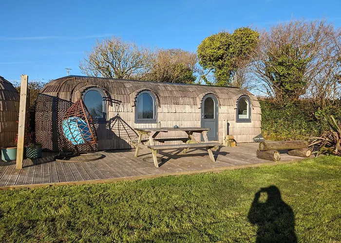 Clotted Cream -Lydcott Glamping, Cornish Sea Views